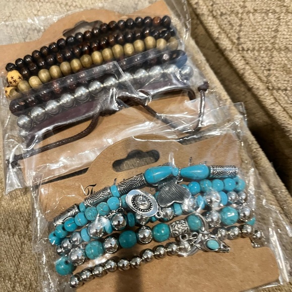 Accessories - Turquoise and Silver Beaded Bracelet Set